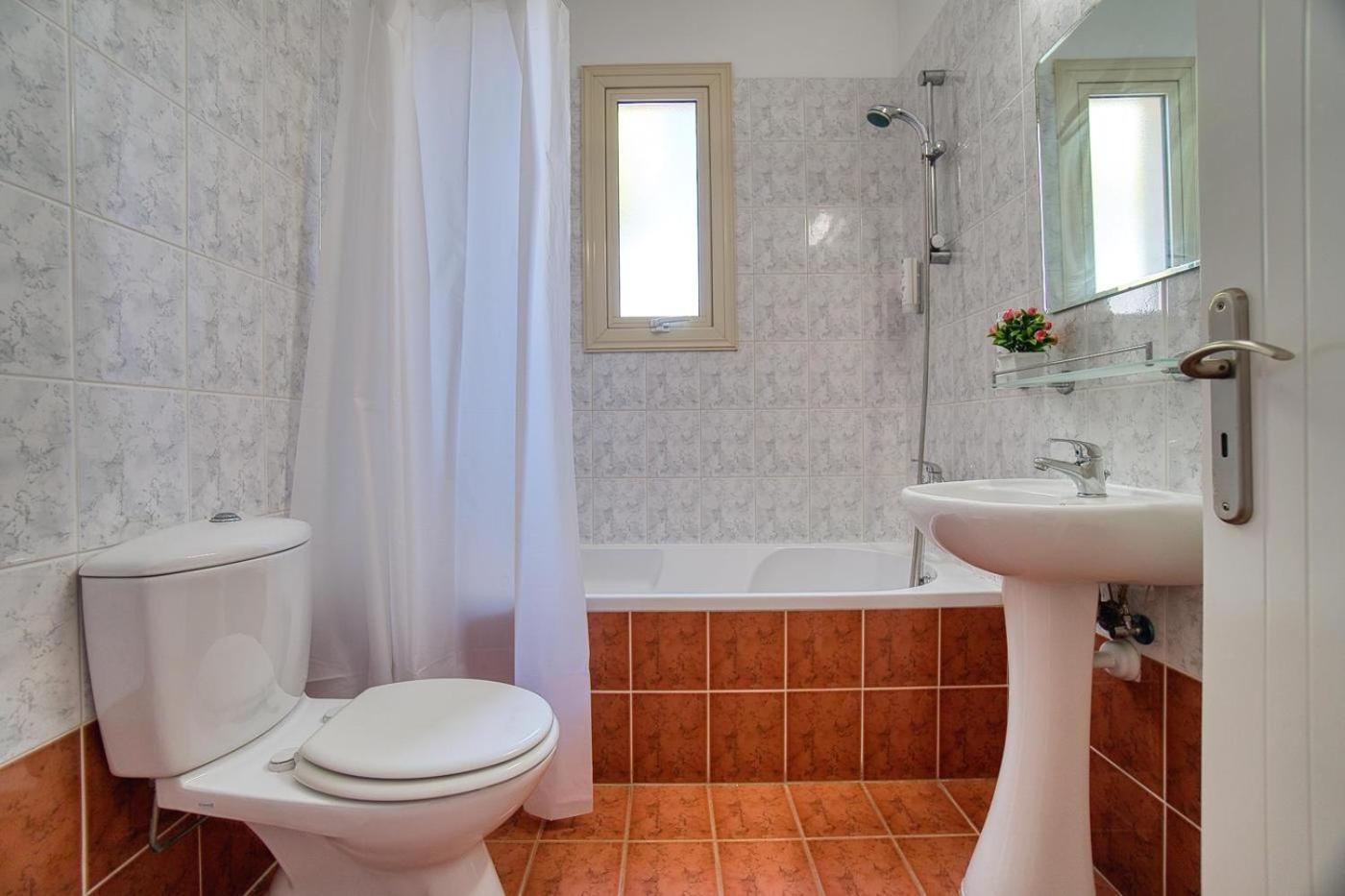 Appartamento Royal Seacrest F G6 Paphos Esterno foto